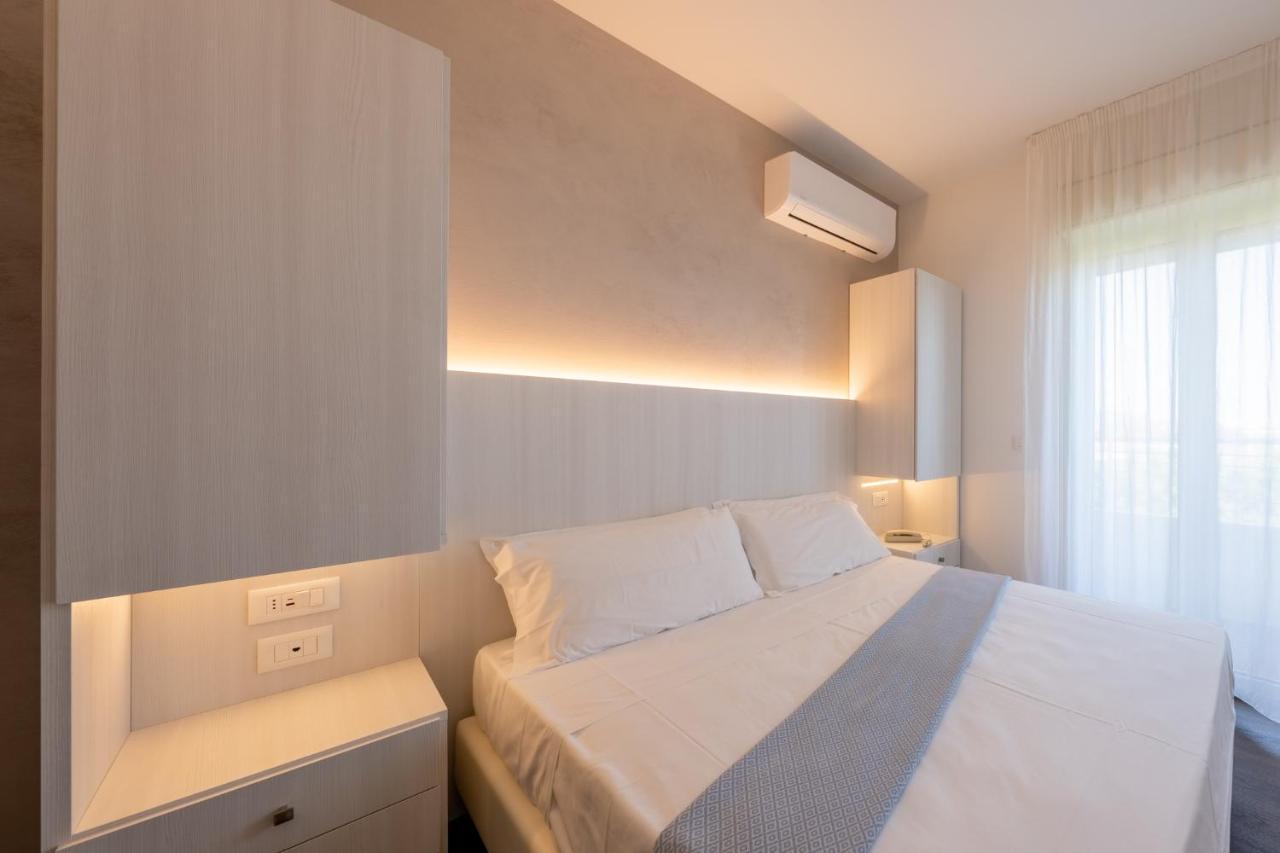 Hotel Corfù Pineto Esterno foto